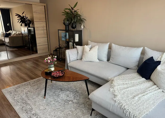 City Chic Rental