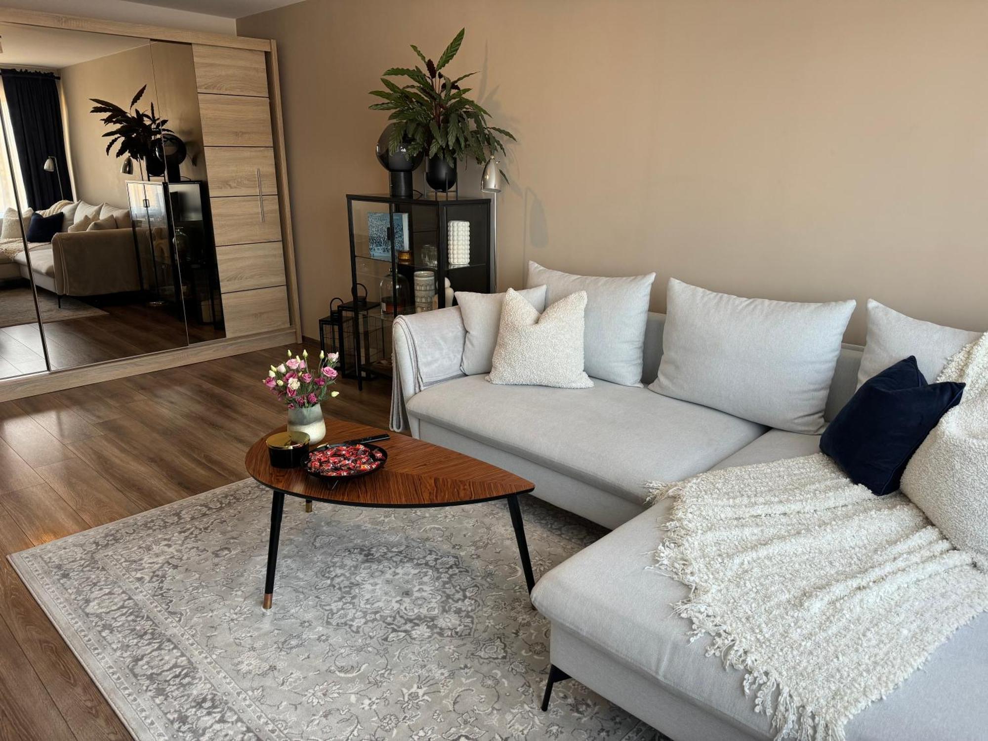 Apartment Chic